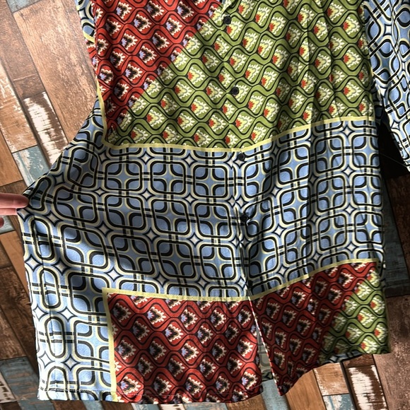 Juny small patterned button down short sleeve shirt - Picture 6 of 12